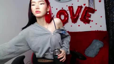 Isla Rosee18 online show from March 1, 12:45 am