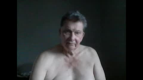 island625103 online show from February 25, 9:02 pm