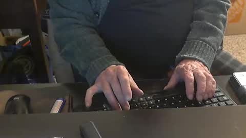 Duke online show from November 18, 3:27 pm