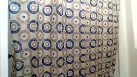 islandmaker online show from October 27, 8:07 am