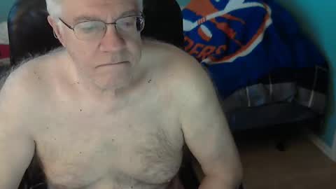 islesman22 online show from September 21, 11:12 am