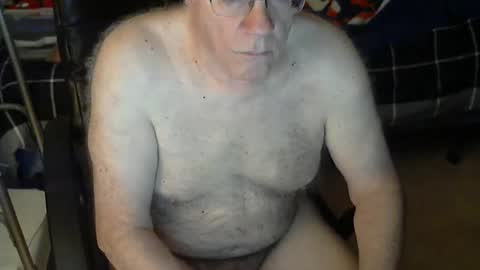 islesman22 online show from October 9, 9:40 am