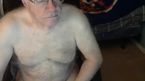 Snapshot of islesman22 chatting on April 30, 9:26 am islesman22 online show from April 30, 9:26 am