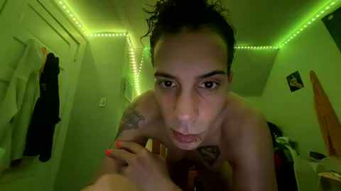 Snapshot of ismecandycaine chatting on February 28, 1:47 am ismecandycaine online show from February 28, 1:47 am