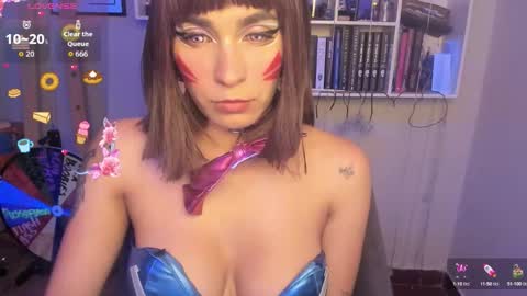 Snapshot of issa_latin chatting on October 7, 3:14 am INSTAGRAM issabella18 TWITTER issa latin online show from October 7, 3:14 am