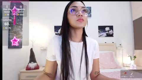 Snapshot of issa_ruiz07 chatting on December 13, 1:44 pm issa ruiz07 online show from December 13, 1:44 pm