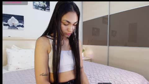 Snapshot of issa_ruiz07 chatting on December 27, 10:55 am issa ruiz07 online show from December 27, 10:55 am