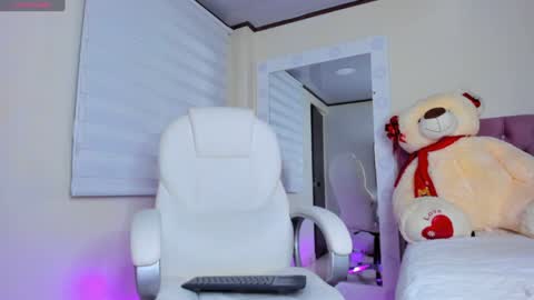 Isa  online show from January 13, 5:23 am