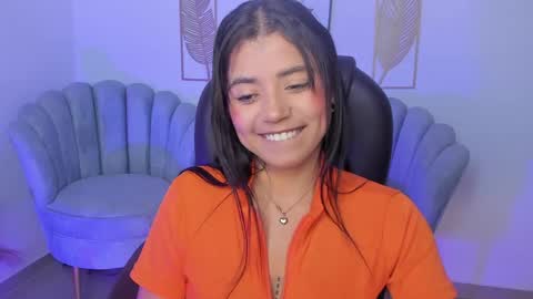 Snapshot of issi_loren chatting on April 26, 11:41 am issi_loren online show from April 26, 11:41 am