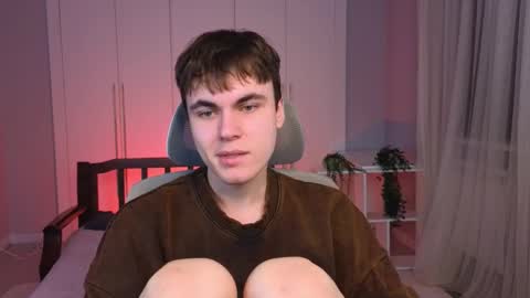 Snapshot of istairee chatting on January 22, 9:24 am Maks online show from January 22, 9:24 am