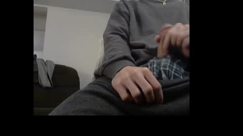 Snapshot of ital25usa chatting on March 8, 10:22 am ital25usa online show from March 8, 10:22 am