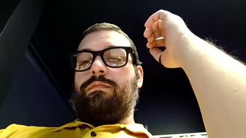 italianbigboy932 online show from April 7, 1:00 pm