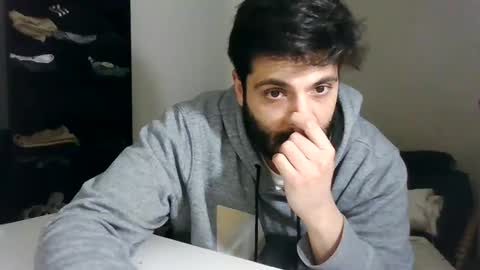 Snapshot of italianboybcn chatting on January 11, 11:12 am italianboybcn online show from January 11, 11:12 am