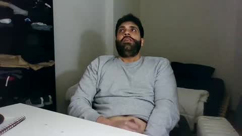 Snapshot of italianboybcn chatting on January 15, 9:51 pm italianboybcn online show from January 15, 9:51 pm