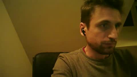 Snapshot of italiano116116 chatting on December 1, 4:29 pm italiano116116 online show from December 1, 4:29 pm