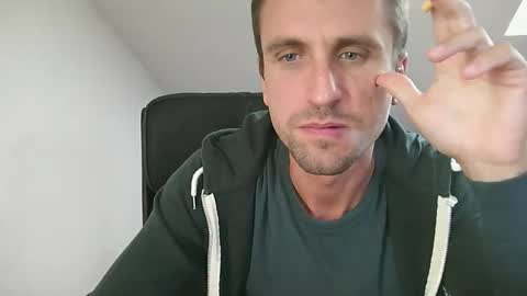 Snapshot of italiano116116 chatting on September 28, 2:00 pm italiano116116 online show from September 28, 2:00 pm