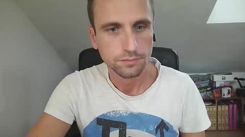 Snapshot of italiano116116 chatting on October 14, 8:37 am italiano116116 online show from October 14, 8:37 am