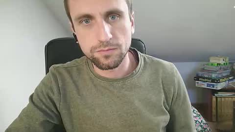 Snapshot of italiano116116 chatting on February 1, 2:26 pm italiano116116 online show from February 1, 2:26 pm