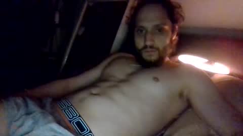 Snapshot of italianredrod30 chatting on April 22, 12:28 pm italianredrod30 online show from April 22, 12:28 pm