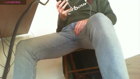 Alex online show from March 31, 8:26 am