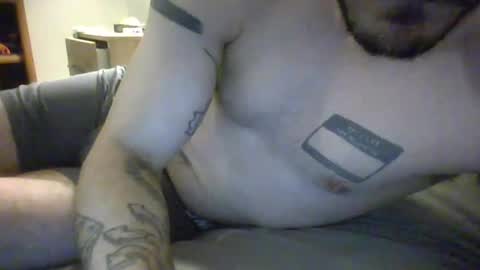 italianstallion69123 online show from December 13, 9:57 am