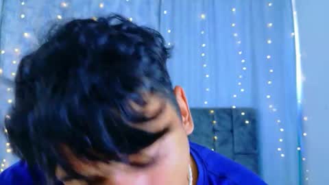 Snapshot of ithan_kingtwin chatting on May 14, 8:15 pm ithan_kingtwin online show from May 14, 8:15 pm