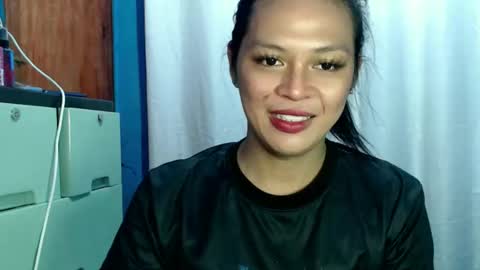 Snapshot of its_asiandave chatting on February 22, 10:40 am DAVE online show from February 22, 10:40 am