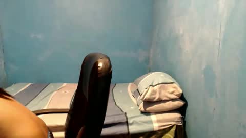 Snapshot of its_asiandave chatting on January 13, 6:29 am DAVE online show from January 13, 6:29 am