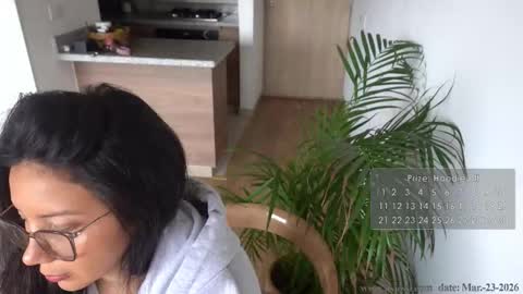 Snapshot of its_jessi chatting on March 23, 8:24 pm Jessi online show from March 23, 8:24 pm