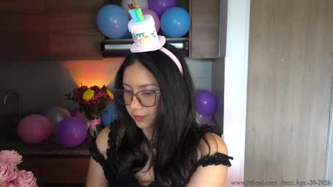 Snapshot of its_jessi chatting on April 20, 7:04 pm Jessi online show from April 20, 7:04 pm