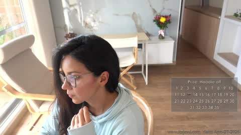 Snapshot of its_jessi chatting on April 27, 9:13 pm Jessi online show from April 27, 9:13 pm