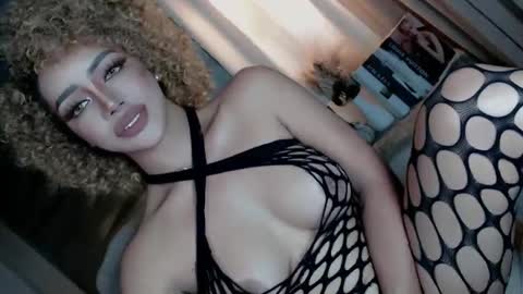 Cataleya Rogers online show from February 19, 4:34 am