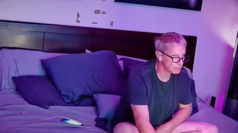 Snapshot of itsallaboutme68 chatting on September 29, 9:36 am Just John online show from September 29, 9:36 am