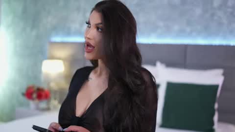 Snapshot of itsjessiebabe chatting on June 3, 6:05 am Jessie online show from June 3, 6:05 am