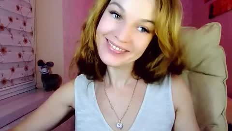 itslunaday online show from November 10, 7:02 pm