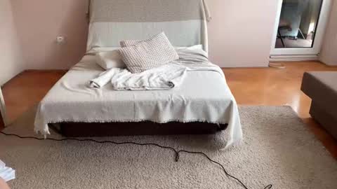 Maxx online show from November 2, 8:06 am