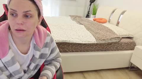 Bea online show from March 21, 9:47 am