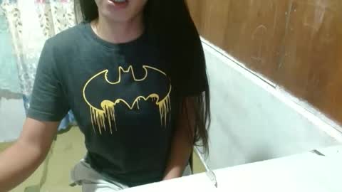 itsmelily05 online show from February 10, 12:31 pm