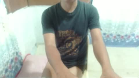 itsmelily05 online show from March 12, 1:23 am