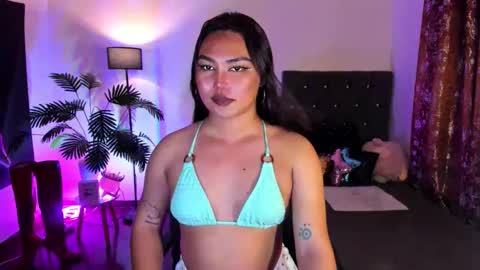 Siana online show from April 22, 11:12 am