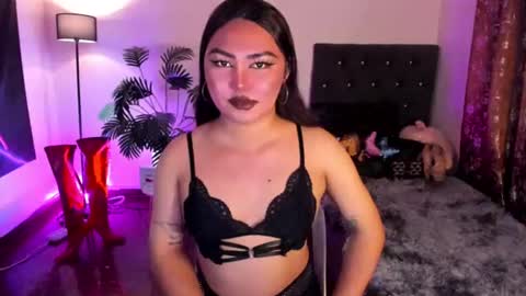 Snapshot of itsmesianaa29 chatting on June 21, 3:36 pm Siana online show from June 21, 3:36 pm