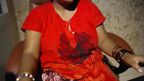 Snapshot of itsmiradesire chatting on April 8, 6:57 am Mira online show from April 8, 6:57 am