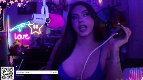 Snapshot of itsnickibabyy chatting on October 22, 12:00 am Nicki Foxx online show from October 22, 12:00 am