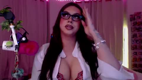 Snapshot of itsnickibabyy chatting on January 9, 2:47 am Nicki Foxx online show from January 9, 2:47 am