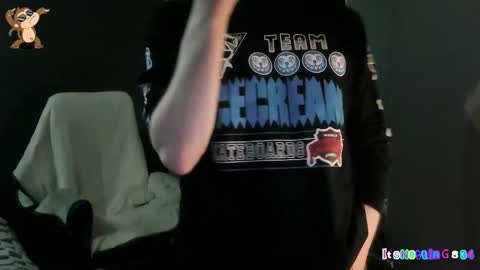    online show from March 11, 10:20 pm