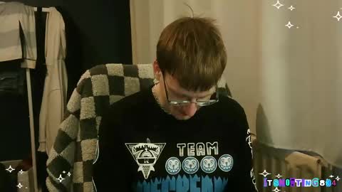    online show from April 21, 7:17 pm