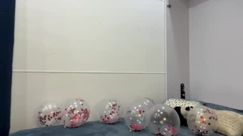 Snapshot of itsssosierra chatting on February 4, 10:45 pm Sierra online show from February 4, 10:45 pm