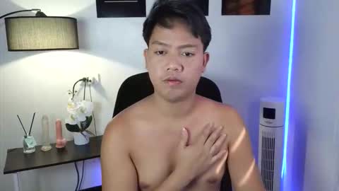 jay jay online show from April 12, 7:35 am