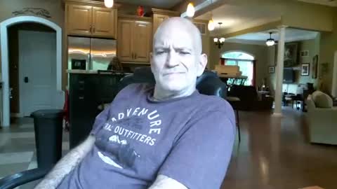 Snapshot of itsxxxtc chatting on May 5, 6:38 pm itsxxxtc online show from May 5, 6:38 pm