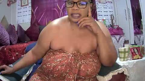 Snapshot of itumeleng74 chatting on April 21, 5:36 am itumeleng74 online show from April 21, 5:36 am